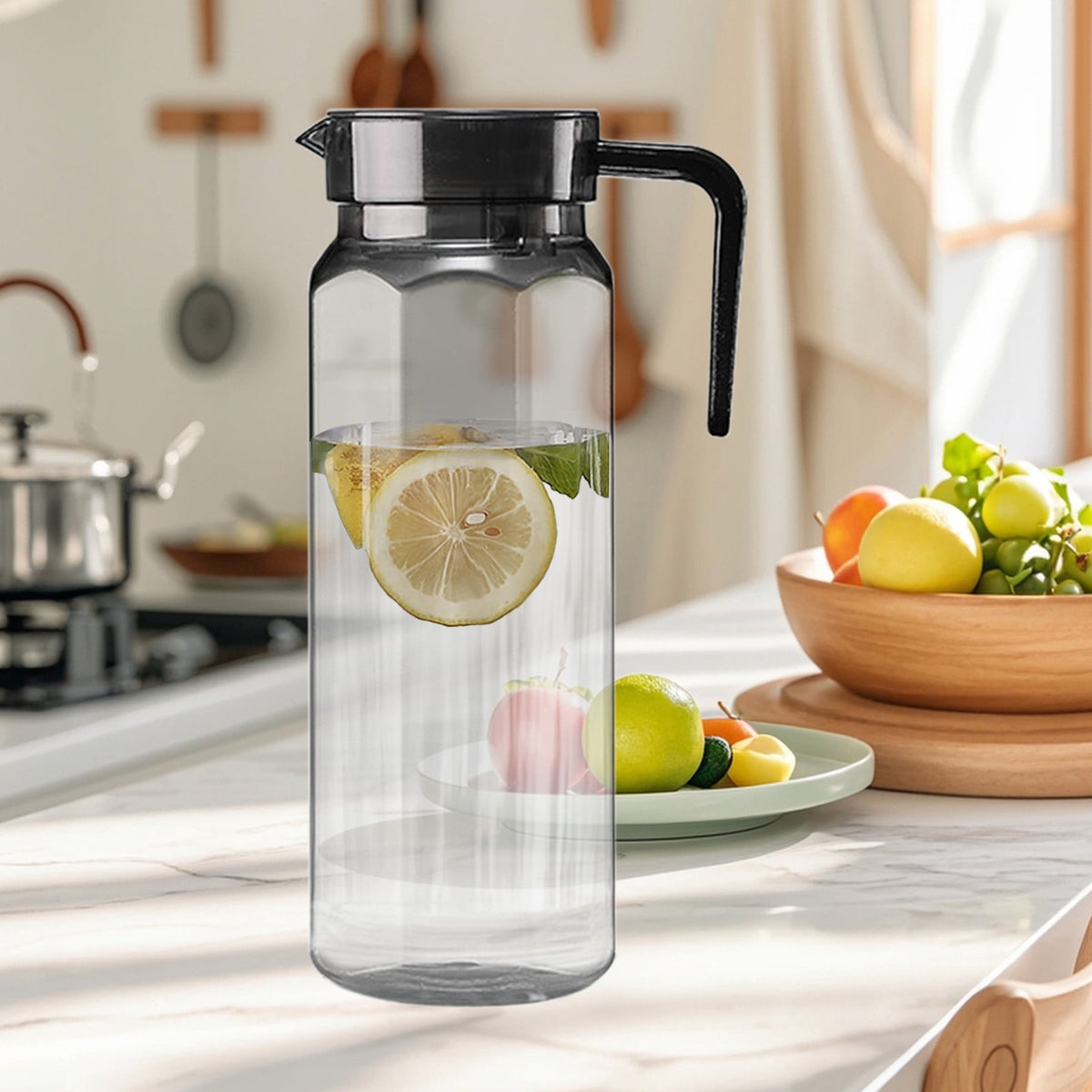 Lidded Fridge Pitcher, One Quart of Clear BPA-Free Plastic - Image 5